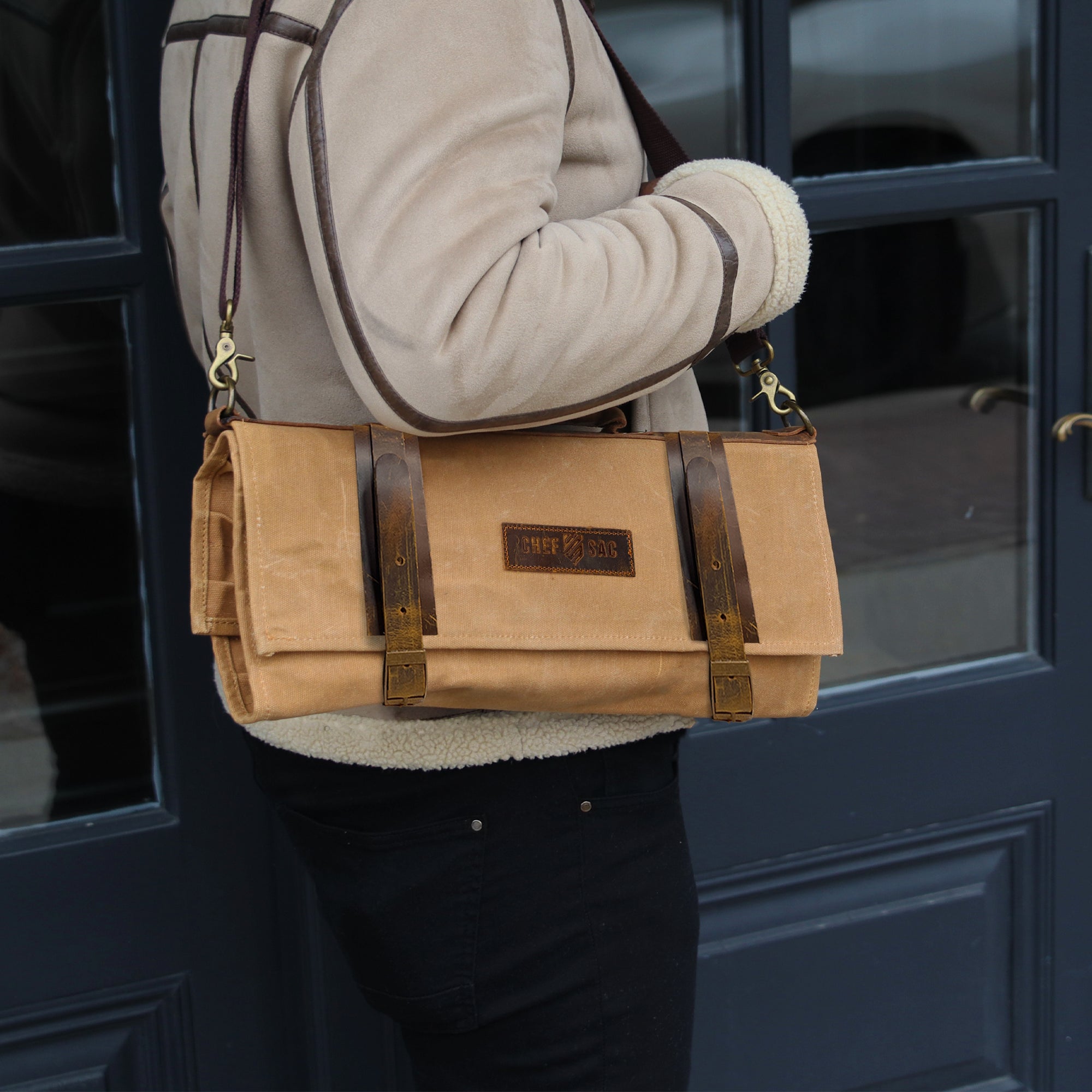 CS-1022_Lifestyle_-_Shopify_Image_01.webp